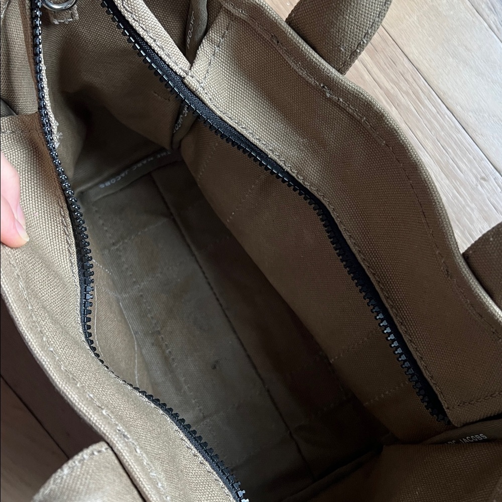 Marc Jacobs The Tote Bag Mini Canvas in Tan with White Logo - Picture 5 of 5